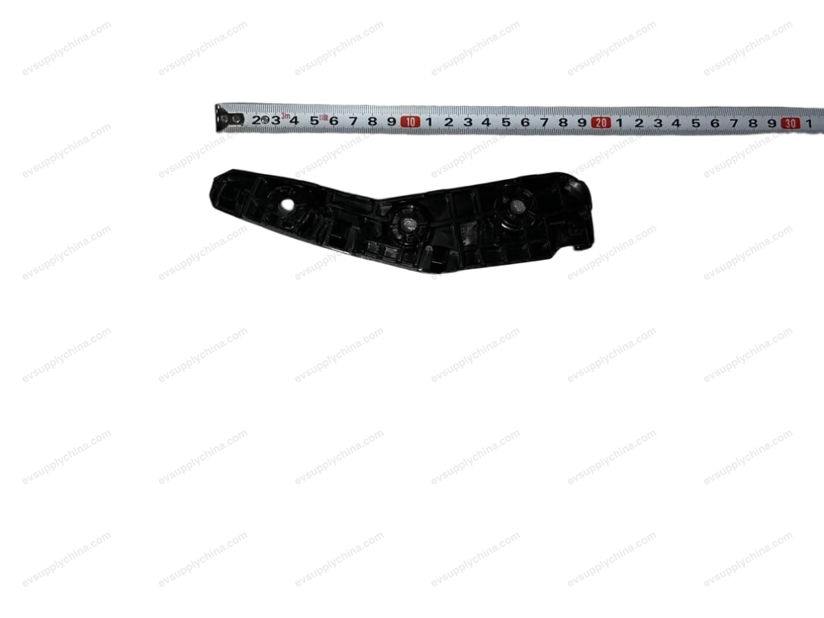 Front bumper left bracket — BYD BYD Atto 3 — OE 13161560-00, SC2E-2803311