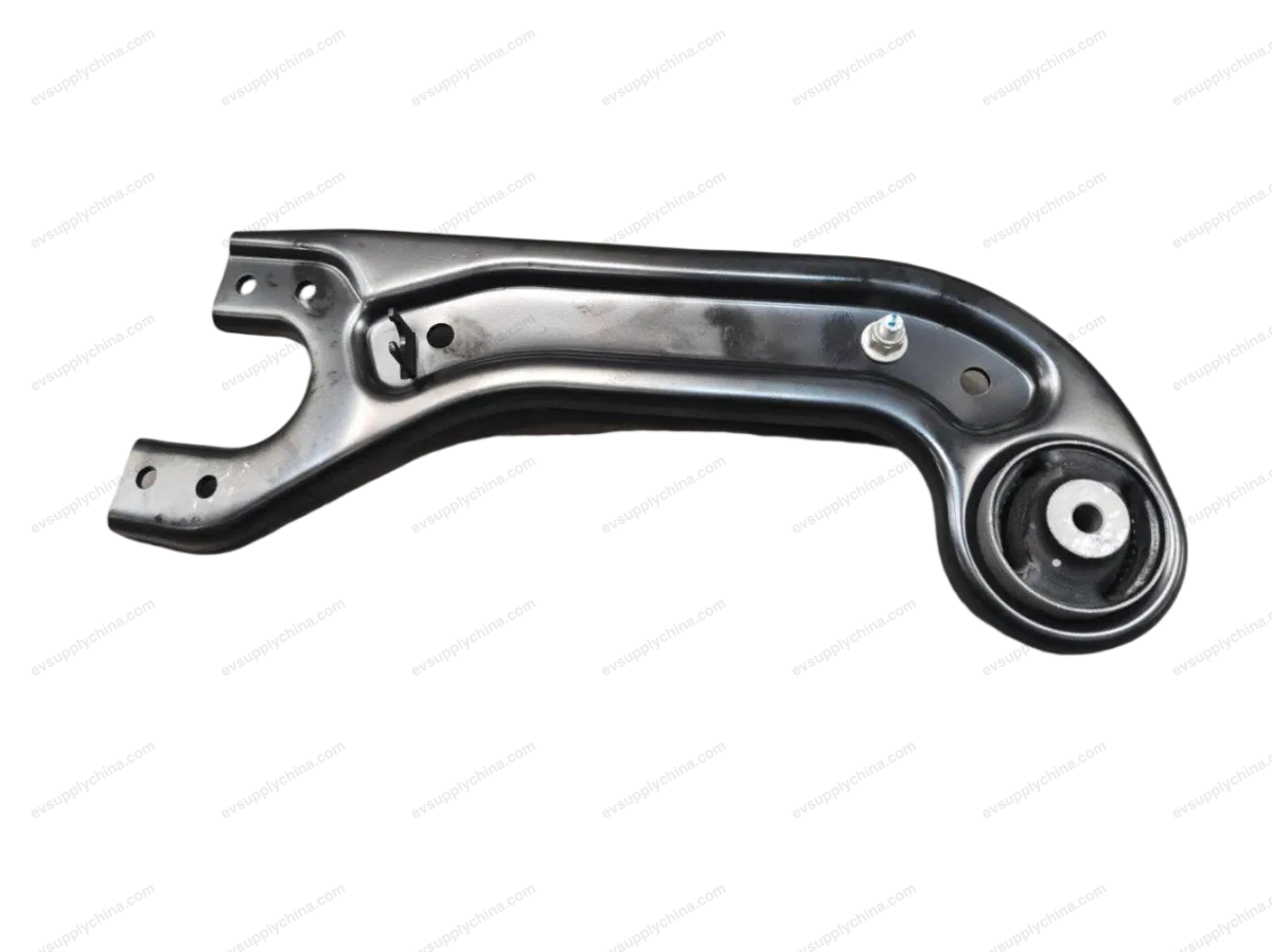 Rear right traction arm assembly — BYD BYD Atto 3 — OE 13437938-00, SC2E-2914200A