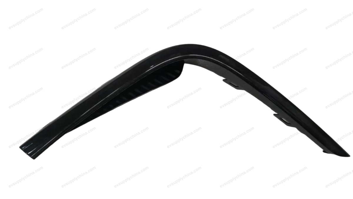 Front bumper left side trim panel — BYD BYD Dolphin — OE 13806925-00, EM2EU-2803121