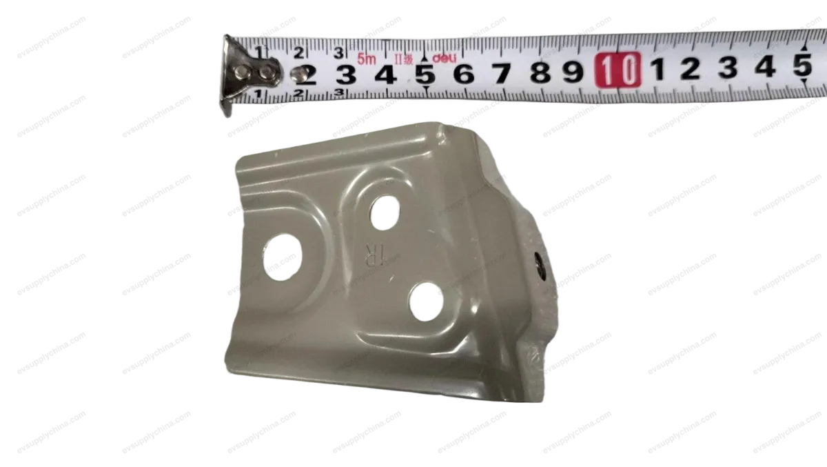 Right fender bracket — BYD BYD Dolphin — OE 14284794-00, EM2EU-5301638/77