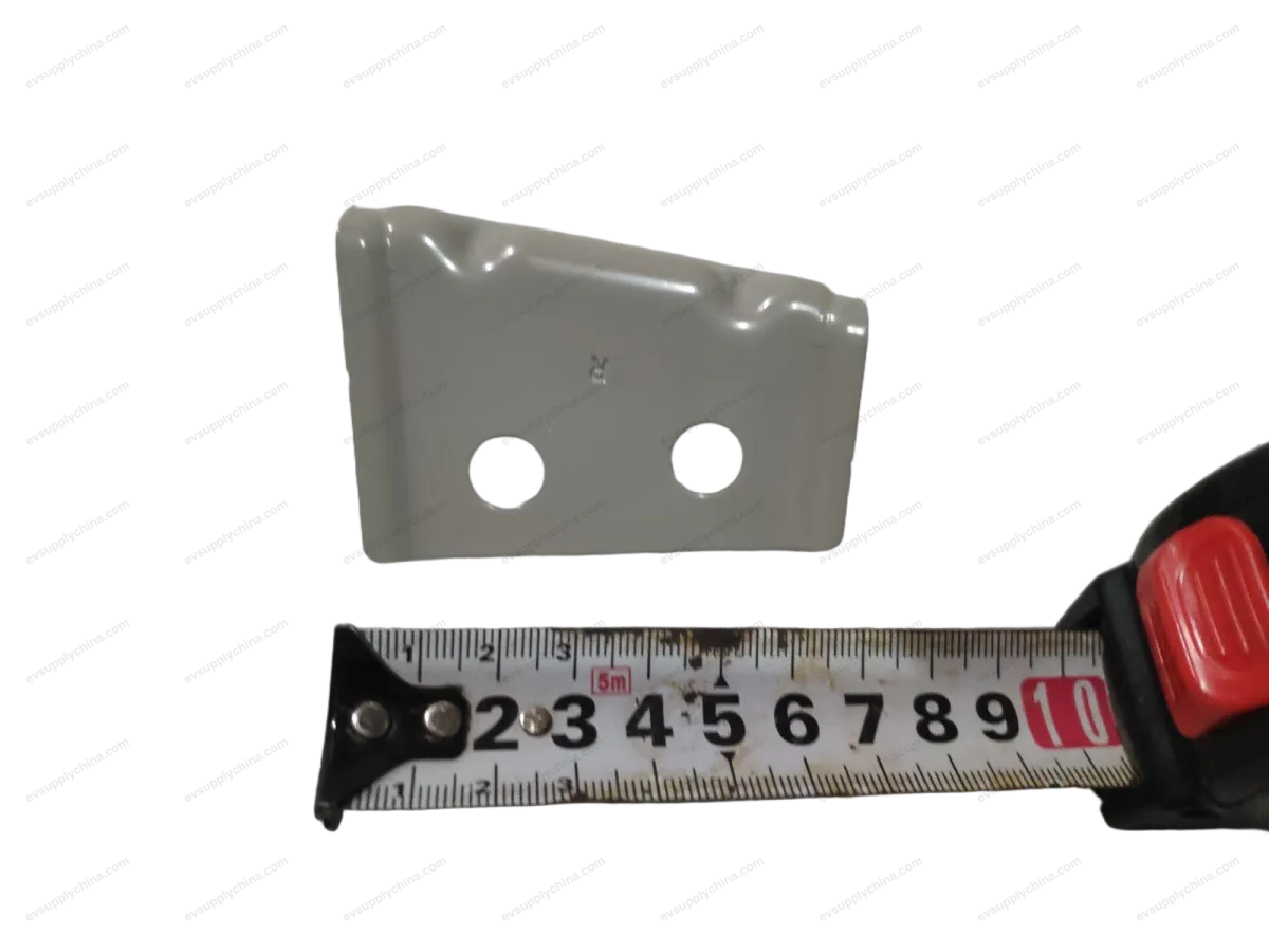 Right front fender bracket — BYD BYD Dolphin — OE 14250273-00, EM2EU-5301626/77