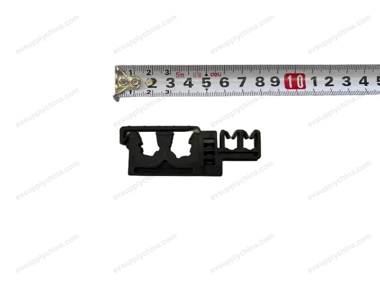 Four-hole pipe clamp — BYD BYD Han DM-i — OE 12264705-00, BYDQ684B12