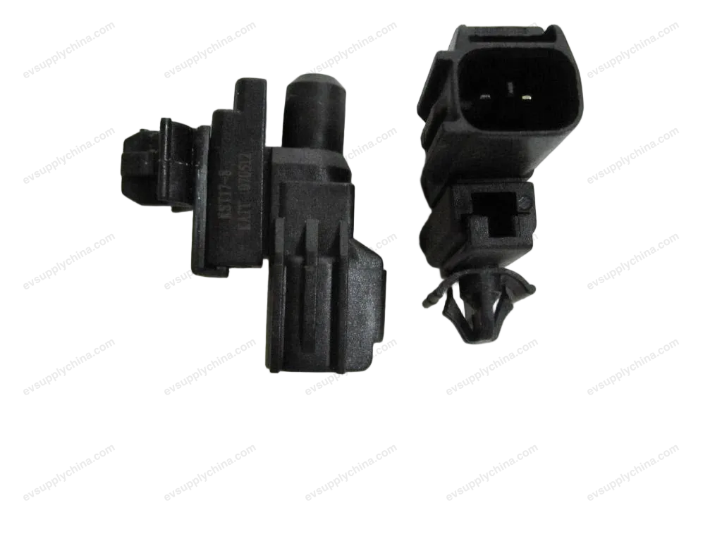 Outdoor temperature sensor — BYD BYD Han DM-i — OE 10151695-00, F3-8114400B