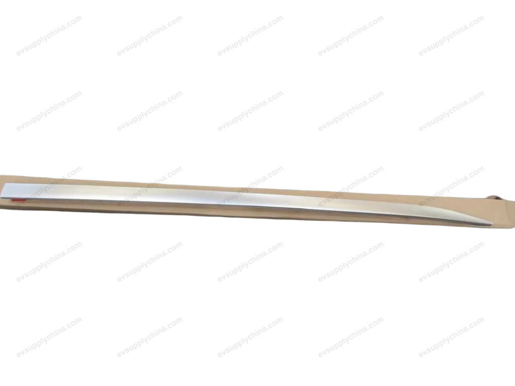 Right front door decorative strip assembly — BYD BYD Han DM-i — OE 13272460-00, HC-5402720A