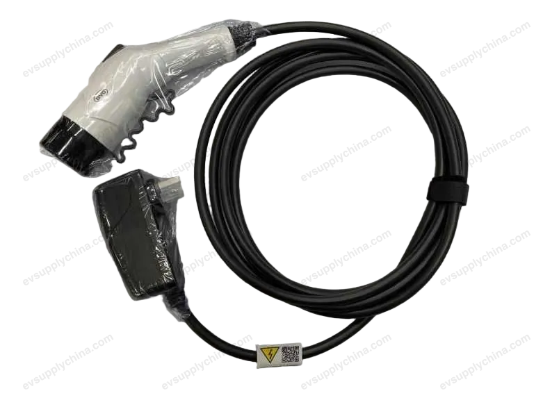 Mode 2 charging connection device — BYD BYD Han EV — OE 13732872-00, UXEA-2126040