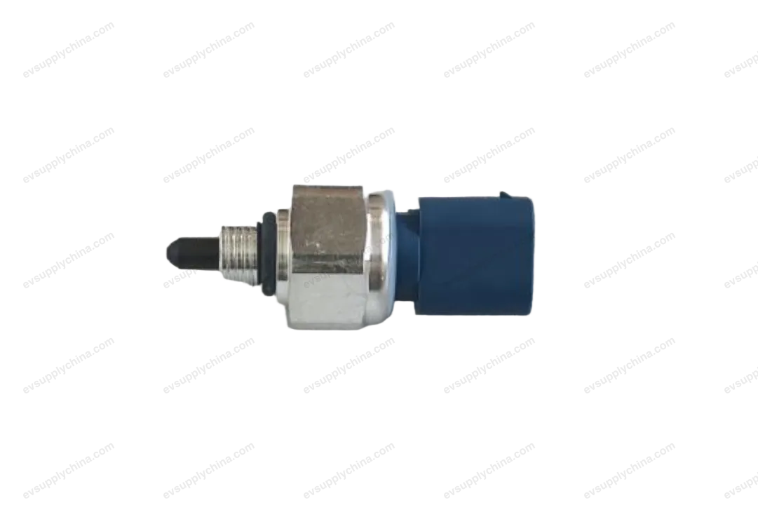 Pressure and temperature sensor — BYD BYD Han EV — OE 15543879-00, UFEA-8114460