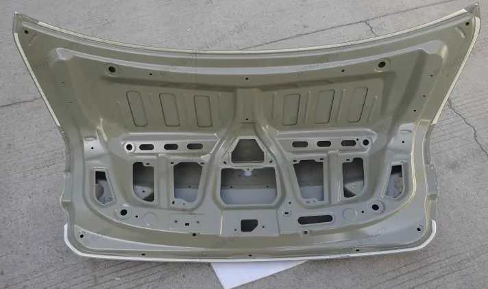 Penutup ekor dengan lubang — BYD BYD Qin EV — OE HDH-5604010/70