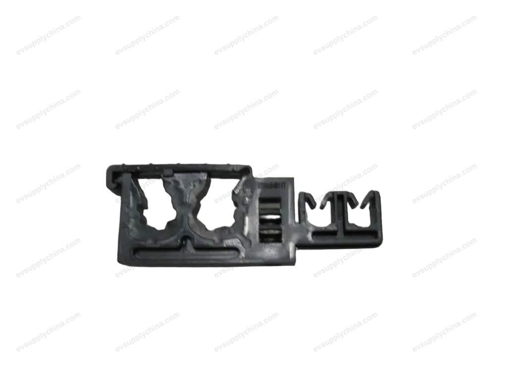 Four-hole pipe clamp — BYD BYD Qin Plus DM-i (Gen 2) — OE 12424544-00, BYDQ684B11T