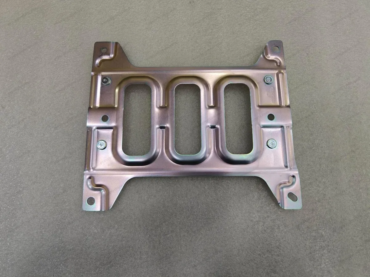 Intelligent driving domain controller bracket — BYD BYD Qin Plus DM-i (Gen 2) — OE 17540968-00, HA6HC-3604310