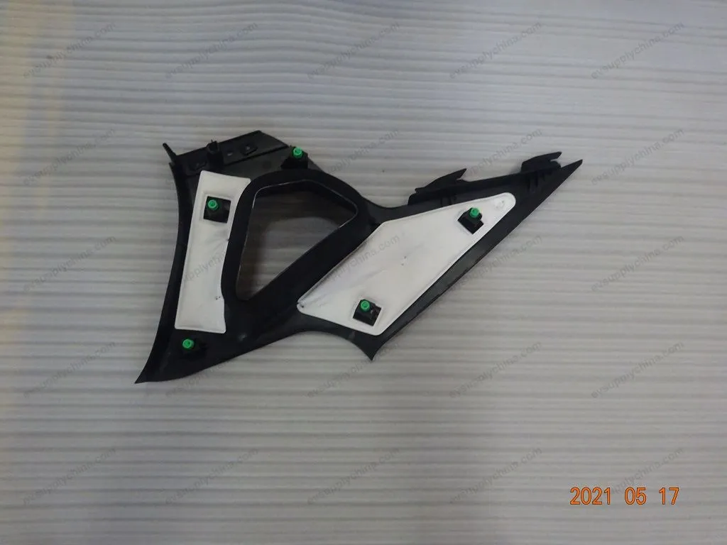 Right C-pillar upper guard plate assembly - deep black 5 — BYD BYD Qin Plus DM-i (Gen 2) — OE 13132720-00, HAD-5402320-00A7