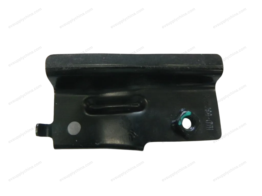 Front grille right mounting bracket Ⅱ — BYD BYD Qin Plus EV — OE 12263080-00, HAD-5301296Q