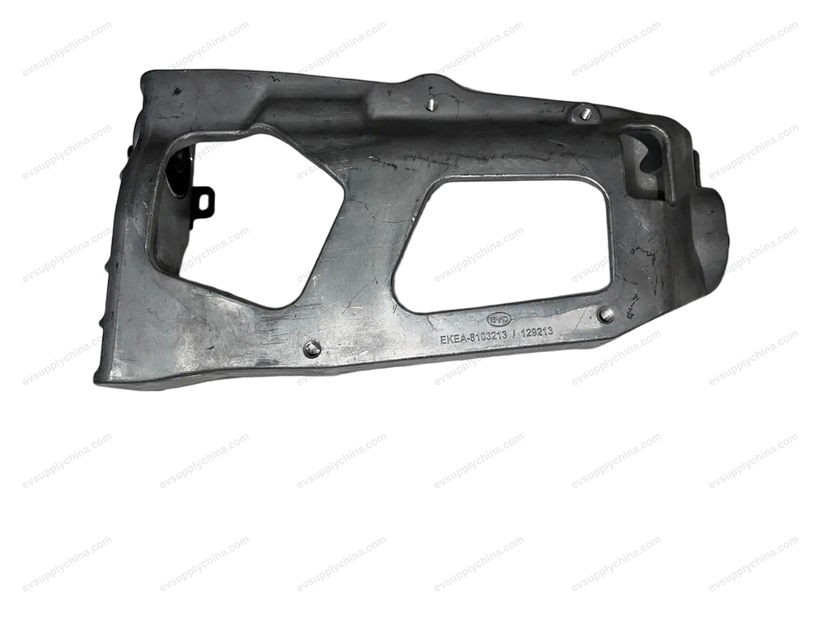 Electric compressor fixing bracket 3 — BYD BYD Seal — OE 13647651-00, EKEA-8103213