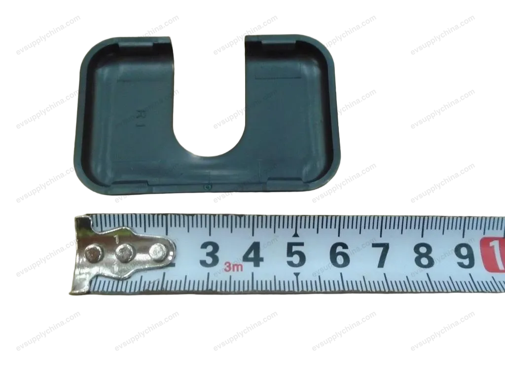 Right sun visor mounting cover - deep black 5 — BYD BYD Seal — OE 12824085-00, HC-8204034-00A7