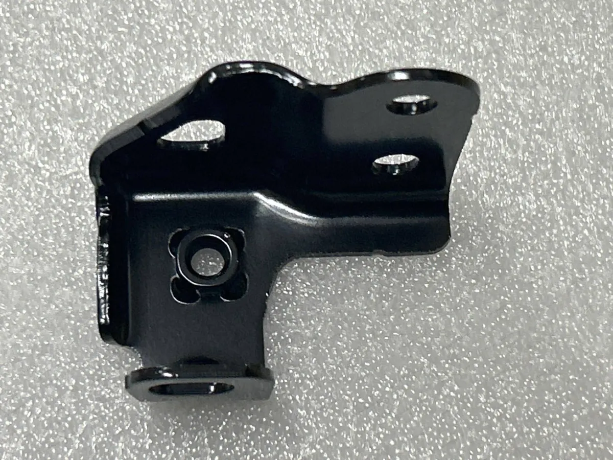 Air filter bracket Ⅲ — BYD BYD Sealion 05 DM-i — OE 15249702-00, SA6H-1109630