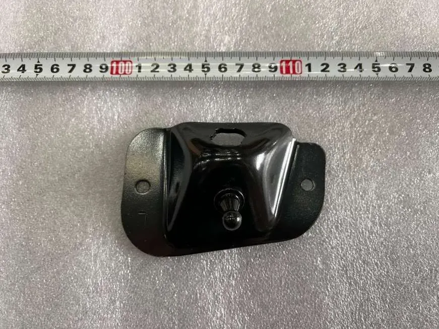 Back door left gas spring door bracket — BYD BYD Sealion 05 DM-i — OE 13393984-00, SA2FC-6309113A