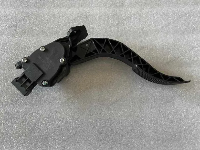 Electronic accelerator pedal assembly — BYD BYD Sealion 05 DM-i — OE 13218076-00, 5A-1108010E