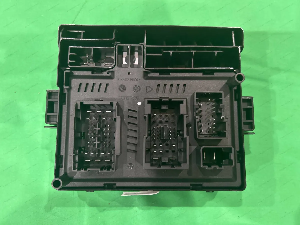 Front cabin power distribution box body — BYD BYD Sealion 05 DM-i — OE 17070427-00, SA6HA-3722500B