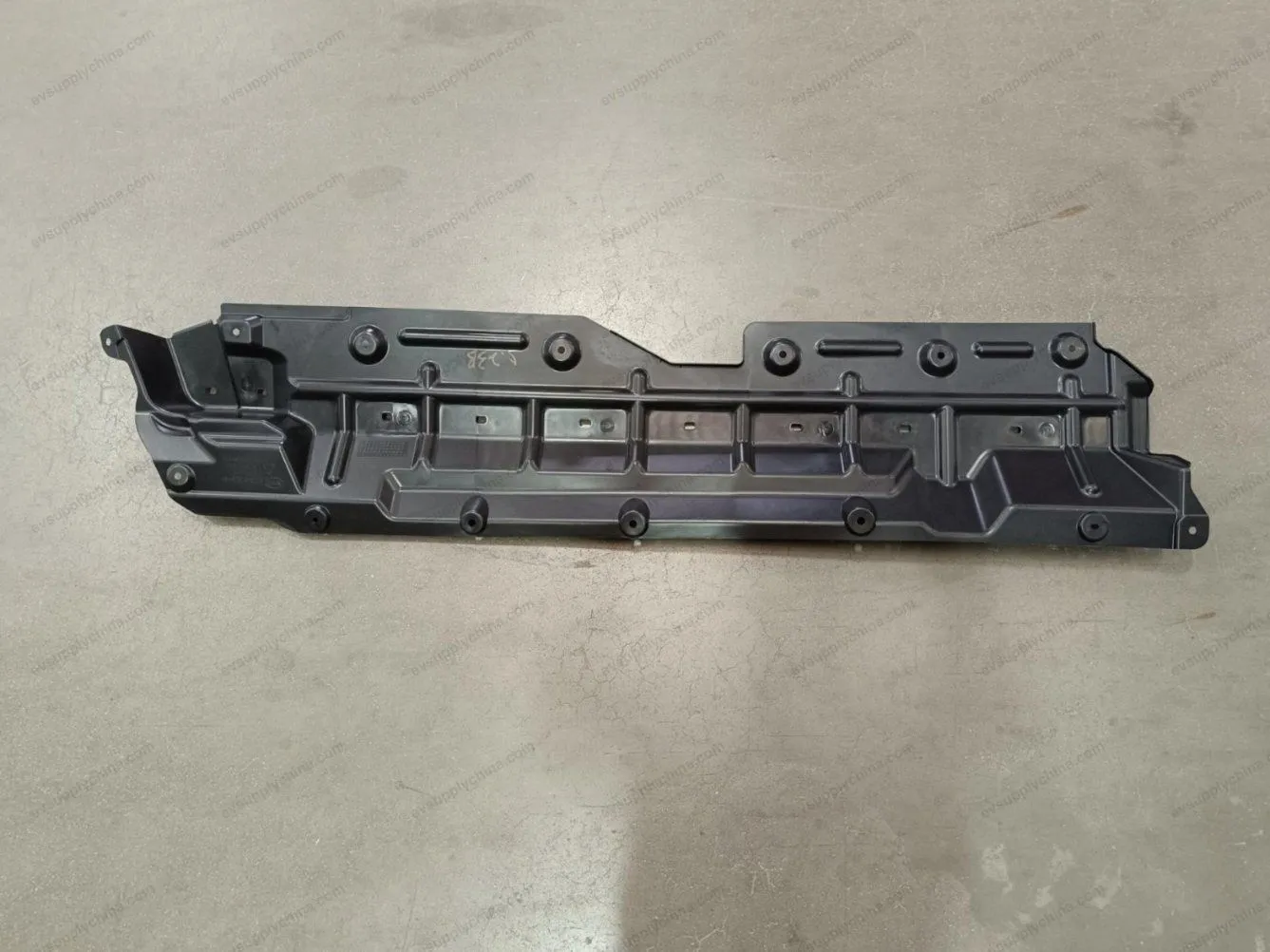 Front floor left fender — BYD BYD Sealion 05 DM-i — OE 13228834-00, SA2HG-3102631-D1