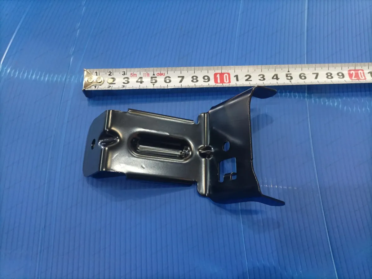 Front subframe fender right bracket assembly — BYD BYD Sealion 05 DM-i — OE 16706369-00, SA2HG-3102720A
