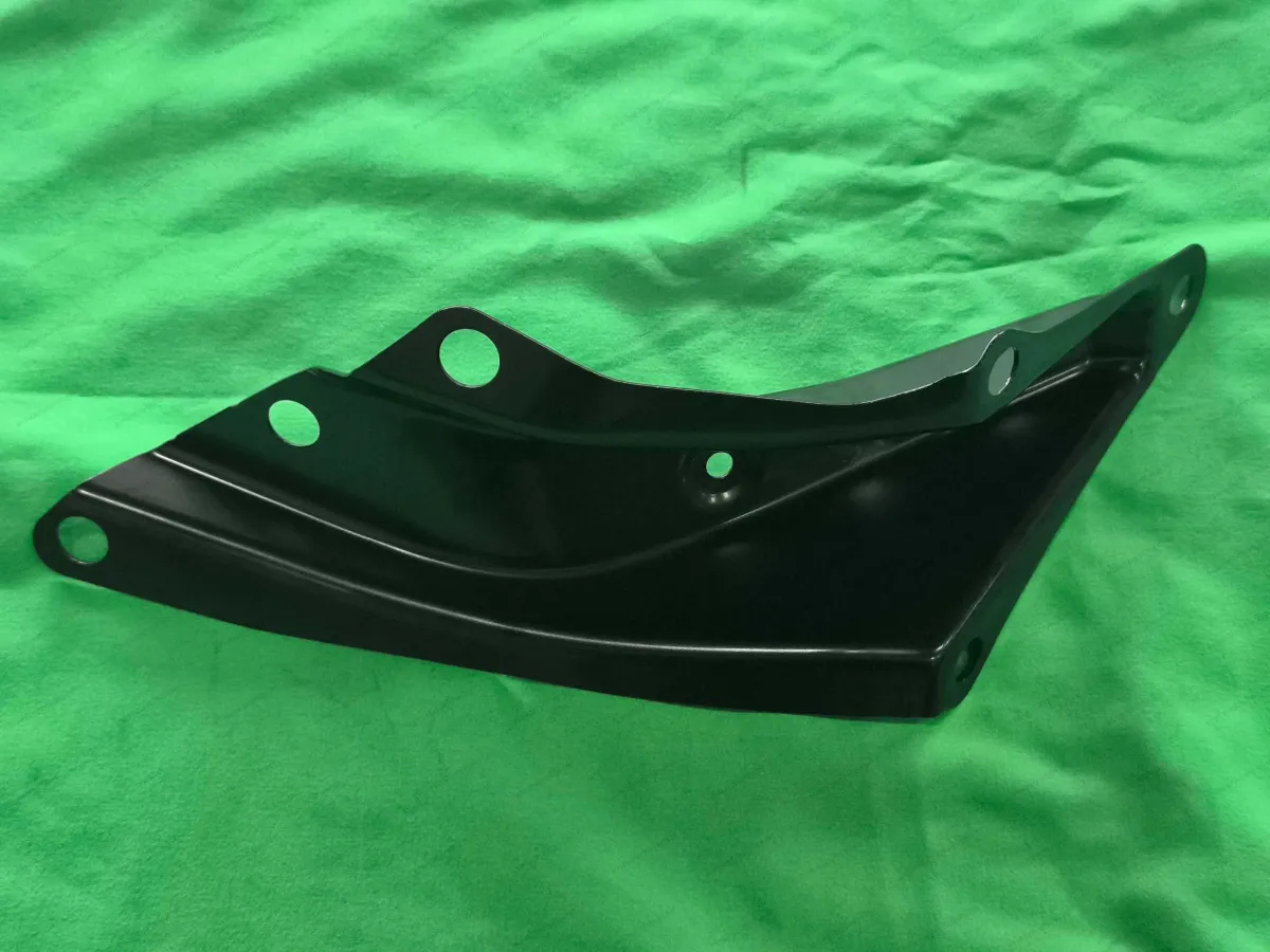 Left connecting plate of front wall reinforcement beam — BYD BYD Sealion 05 DM-i — OE 12408321-00, SA2FC-5401433