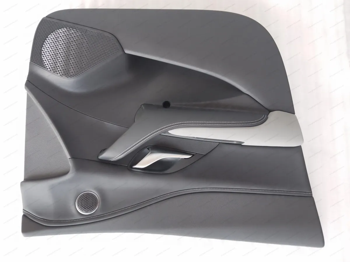 Left front door guard plate assembly - deep black 5 — BYD BYD Sealion 05 DM-i — OE 13534800-00, SLFA-6102001B-00A7