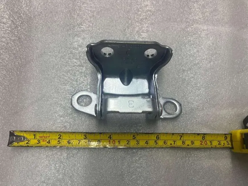 Left front door lower hinge assembly — BYD BYD Sealion 05 DM-i — OE 12326116-00, ST-6106200