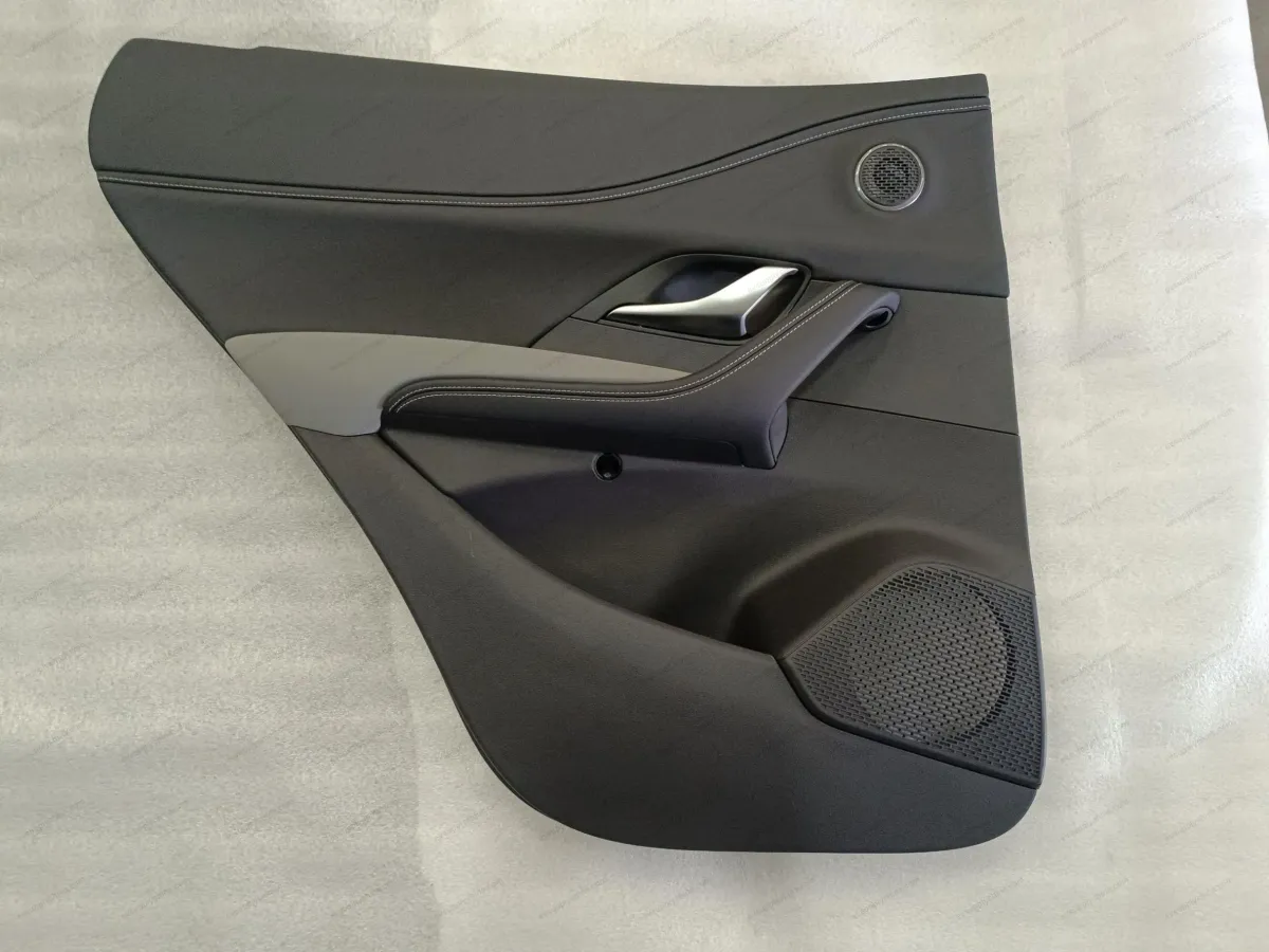 Left rear door guard plate assembly - deep black 5 — BYD BYD Sealion 05 DM-i — OE 13534769-00, SLFA-6202001B-00A7