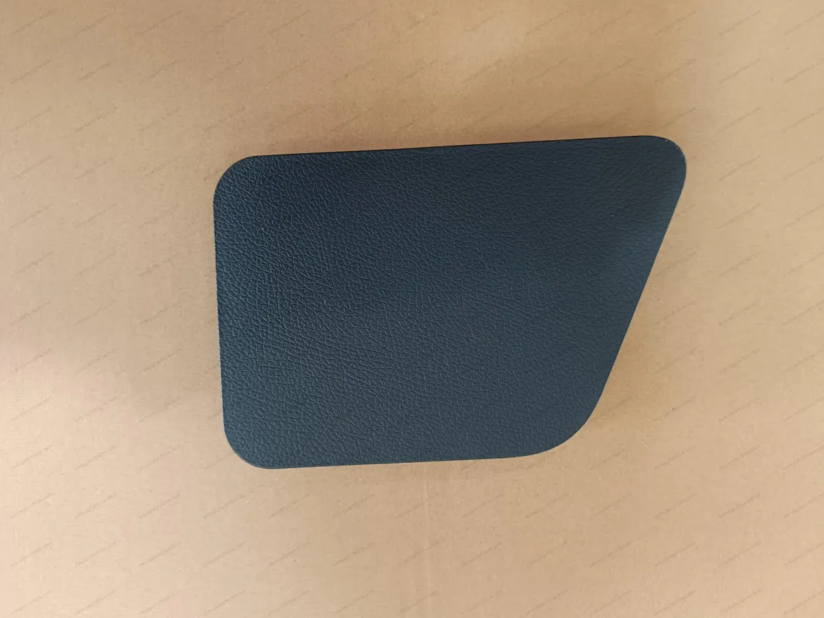 Luggage compartment right shock absorber access cover - deep black 5 — BYD BYD Sealion 05 DM-i — OE 15744482-00, SA6H-5608161-00A7