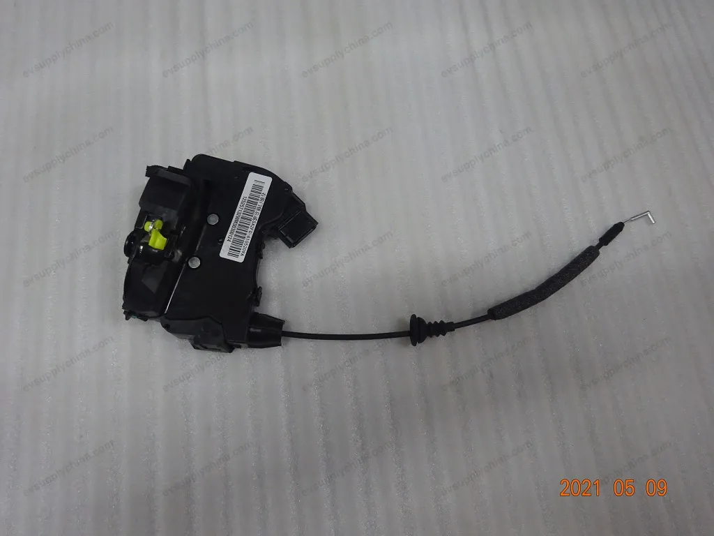 Right front door lock body — BYD BYD Sealion 05 DM-i — OE 13161028-00, SA2FC-6105209A
