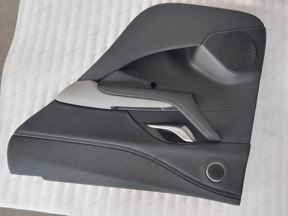 Right rear door guard plate assembly - deep black 5 — BYD BYD Sealion 05 DM-i — OE 13534795-00, SLFA-6202002B-00A7