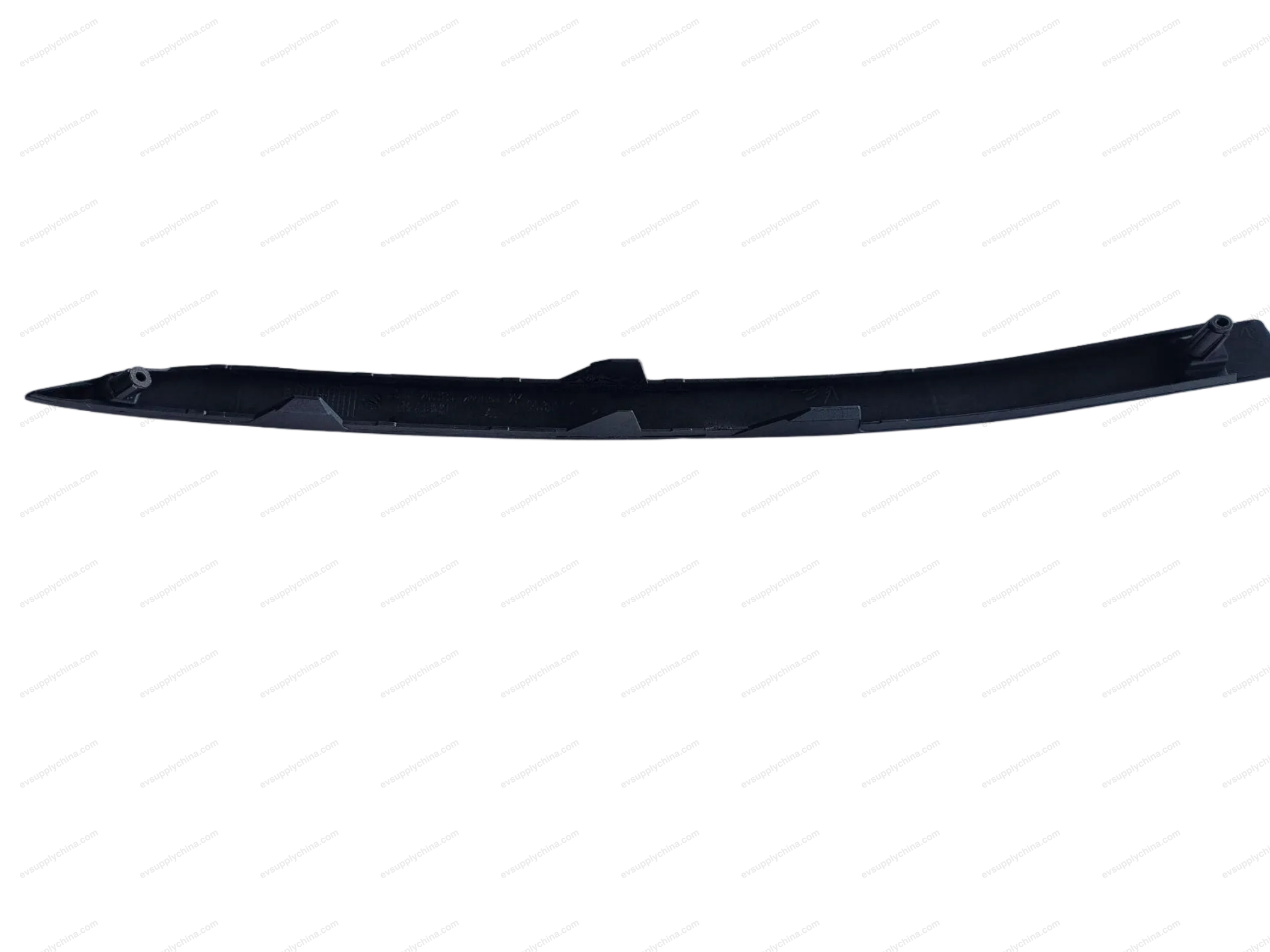 Strip trim kiri bumper depan - Abu-abu Star Mine — BYD BYD Sealion 06 EV — OE 17138197-00, SHHA-2803135/77-00HF5