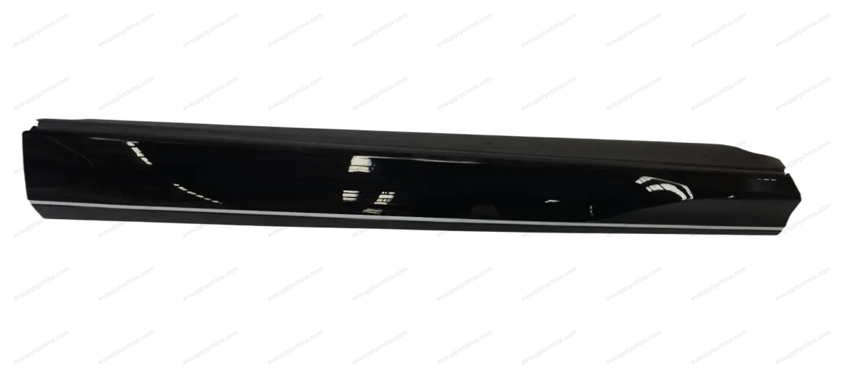 Left front door skirt assembly — BYD BYD Sealion 7 — OE UKEA-5402830, 14073748-00