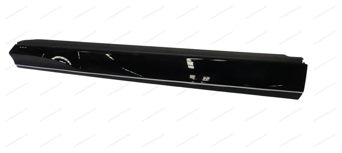 Right front door skirt assembly — BYD BYD Sealion 7 — OE UKEA-5402840, 14073558-00