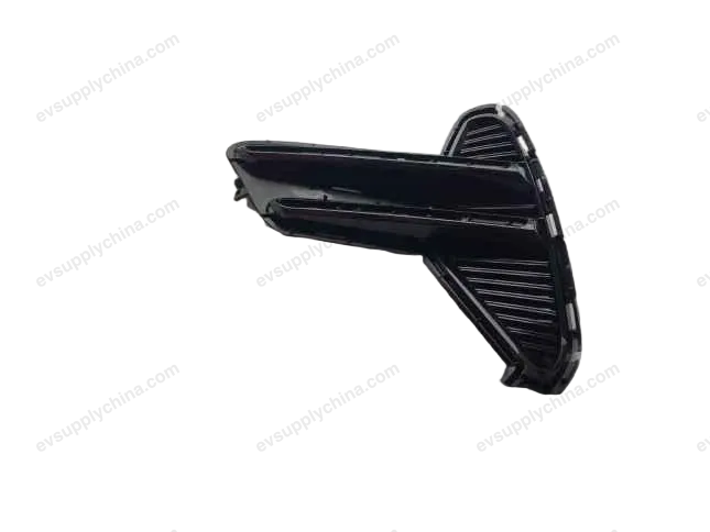 Front left air curtain decorative panel — BYD BYD Song Plus EV (2025) — OE 13964302-00, SA3HKU-2803113