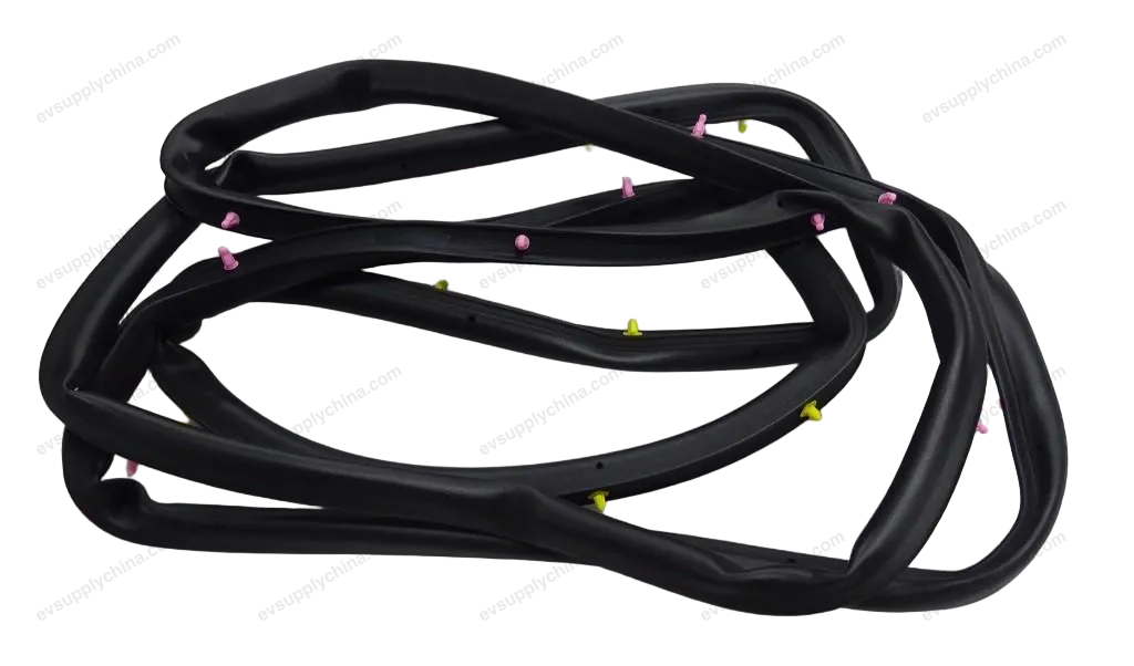Left front door sealing strip — BYD BYD Song Plus EV (2025) — OE 12680903-00, SA3F-6107111