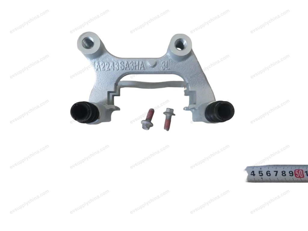 Left rear bracket — BYD BYD Song Plus EV (2025) — OE 13137918-00, SA3EA-3502610