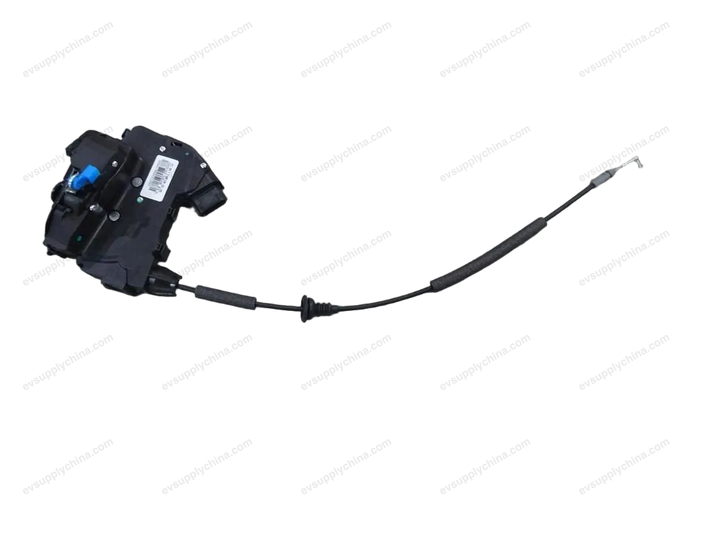 Right front door lock body — BYD BYD Song Plus EV (2025) — OE 13382499-00, SA3F-6105209B