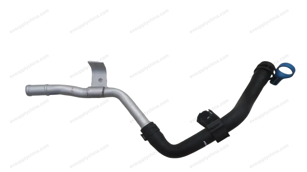 Battery pack water outlet pipe assembly — BYD BYD Tang EV — OE 13098664-00, STEK-8101460