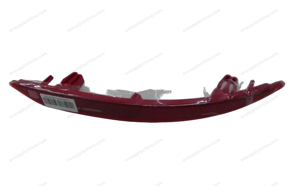 Left rear retro-reflector — BYD BYD Tang EV — OE 12465497-00, STE-4135100