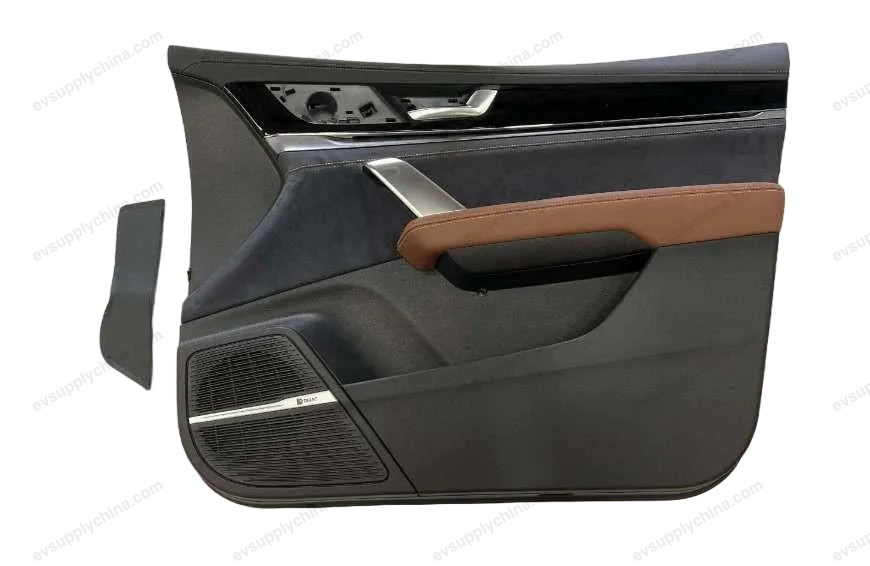 Right front door guard plate assembly - red rabbit brown — BYD BYD Tang EV — OE 13138797-00, STHA-6102200B-D2ZL