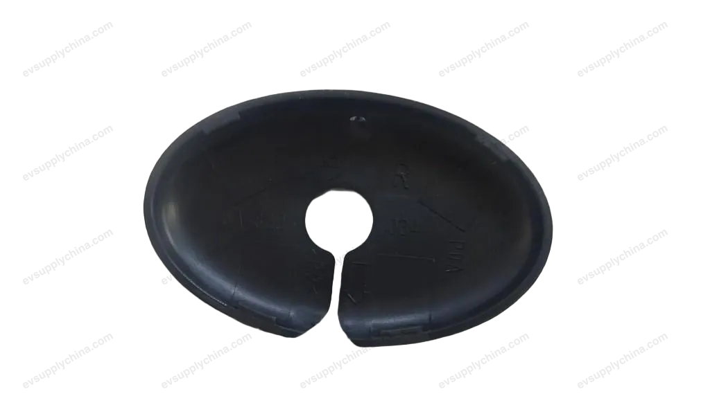 Right sun visor mounting cover - deep black 5 — BYD BYD Tang EV — OE 12678942-00, ST-8204051B-U1A7
