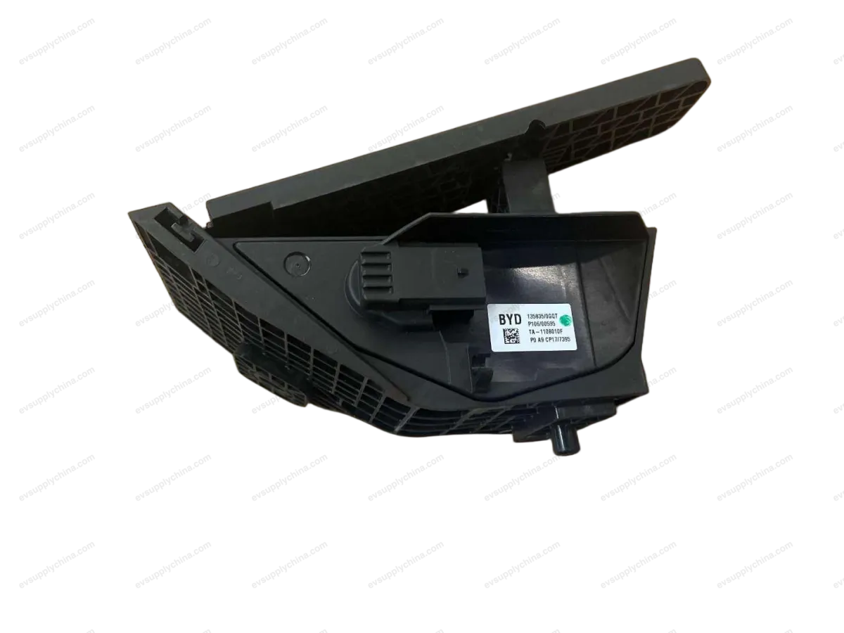 Accelerometer — BYD Denza D9 — OE 13303092-00, HCE-3636040
