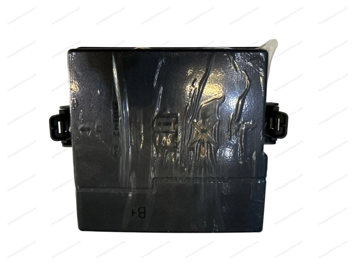 Front cabin power distribution box body — BYD Denza D9 — OE 15065436-00, MREBY-3722500A