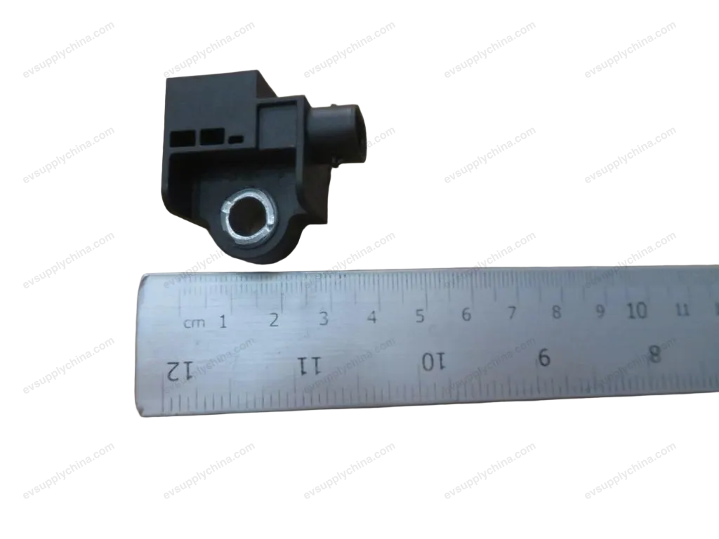 Front collision sensor I — BYD Denza D9 — OE 13134716-00, EM2E-3658300
