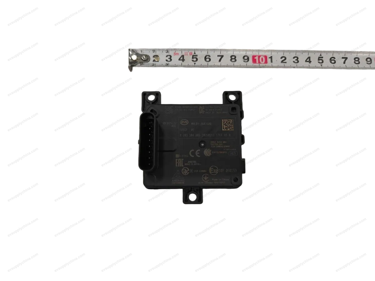 Front-mounted millimeter-wave radar — BYD Denza D9 — OE 15013639-00, MREBY-3602600