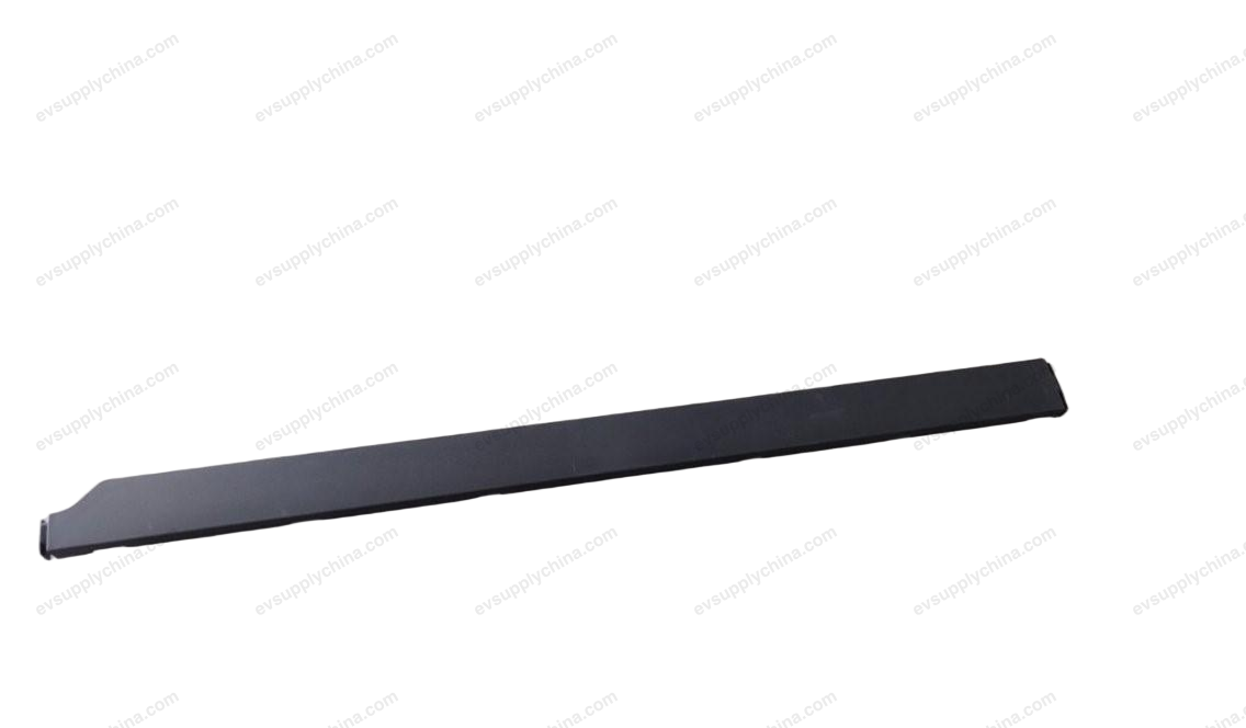 Left rear door skirt assembly — BYD Denza D9 — OE 13956225-00, MRHB-5402850