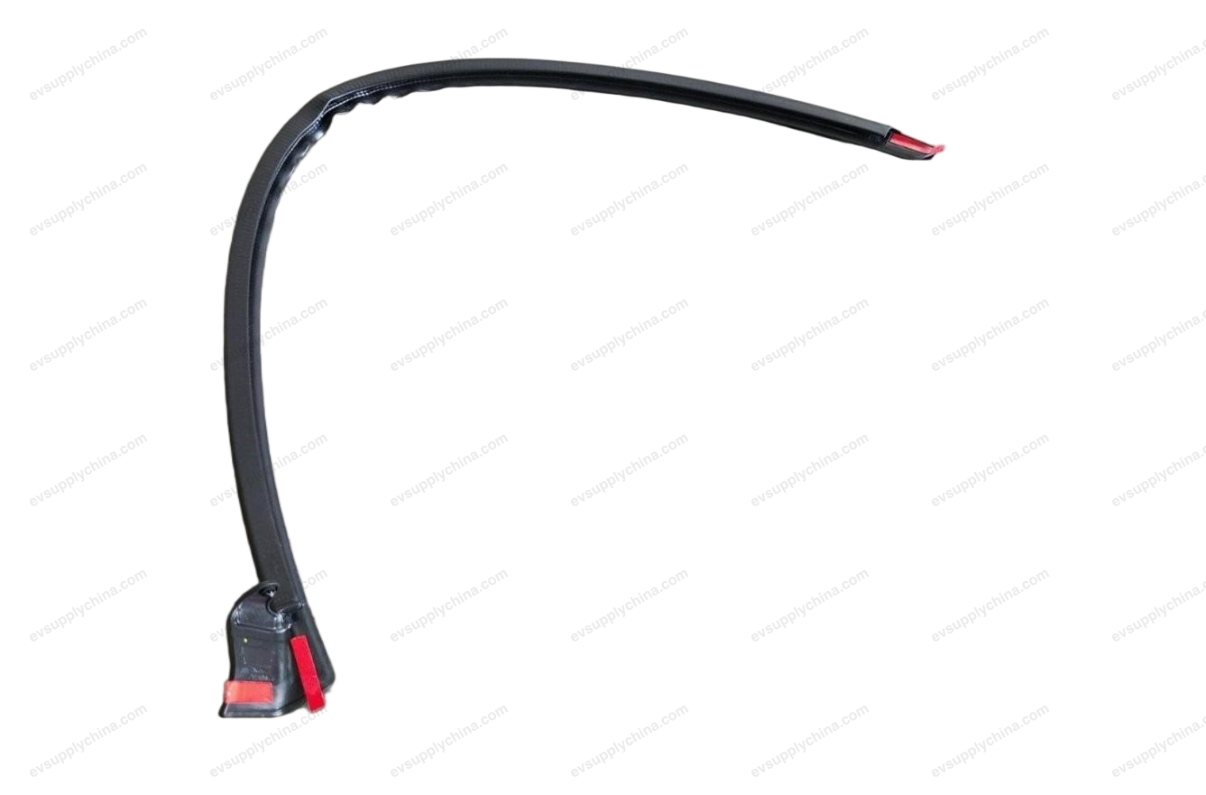 Left side decorative strip — BYD Denza D9 — OE 13495021-00, MRHB-5407213