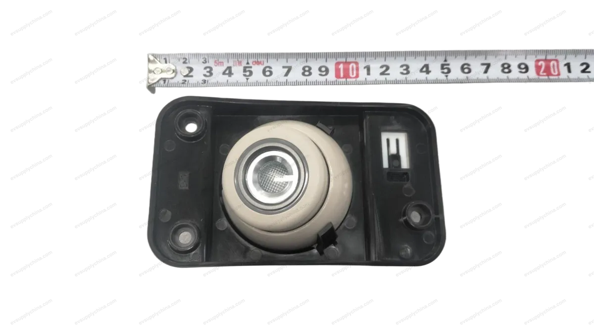 Middle right interior light assembly - sand gold plated matte — BYD Denza D9 — OE 15291660-00, MREB-4123060A-00HBY