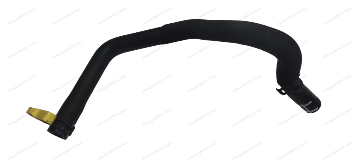 Plate heat exchanger inlet pipe assembly — BYD Denza D9 — OE 15095202-00, MREBY-8101470