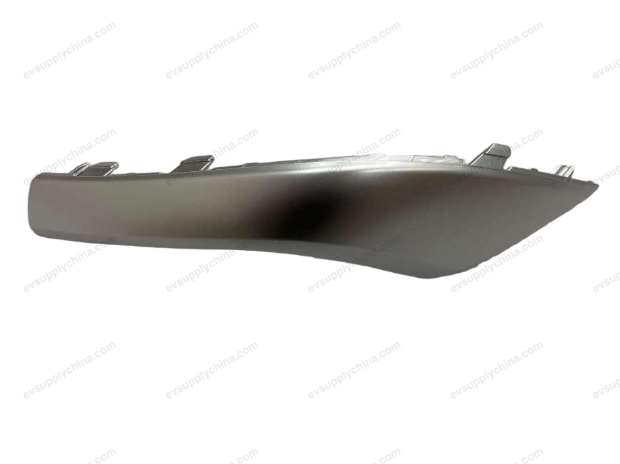 Rear bumper upper trim strip (right) - three layers of matte electroplated silver — BYD Denza D9 — OE 14054009-00, MRHB-2804131-00EW